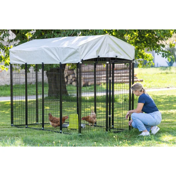 H�nseg�rd til h�nsehus - Stor - 240 x 125 x 184 cm.